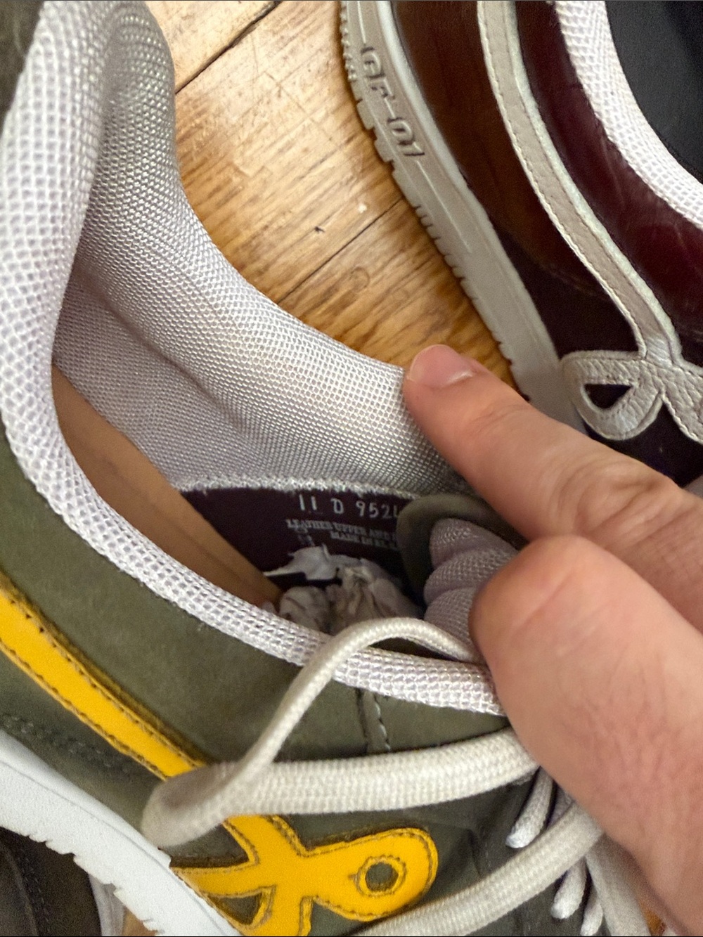 JOHN GEIGER GF-01 - 2 PAIRS - Picture 2 of 5